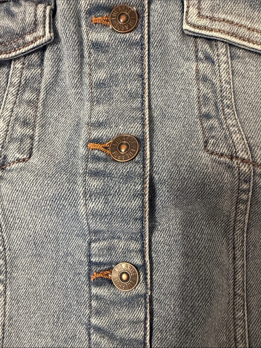 LuLaRoe Light Blue Denim Jean Jacket NWT Medium - Picture 4 of 12
